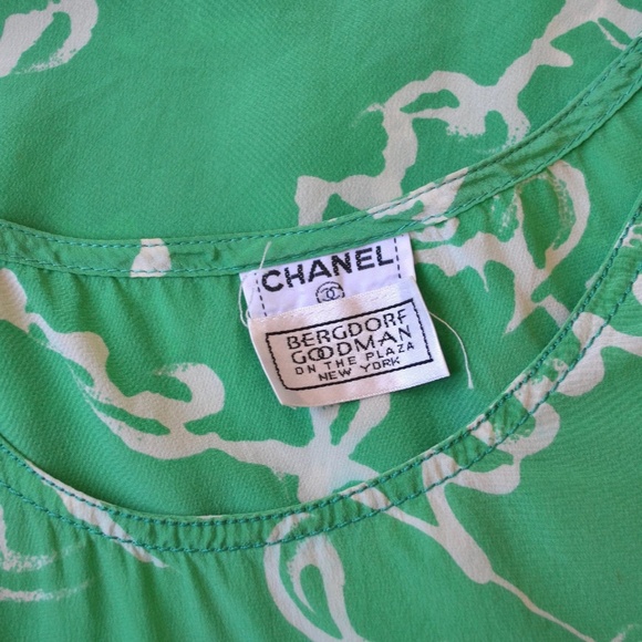 Vintage 1970’s Chanel Silk Blouse - Picture 4 of 6